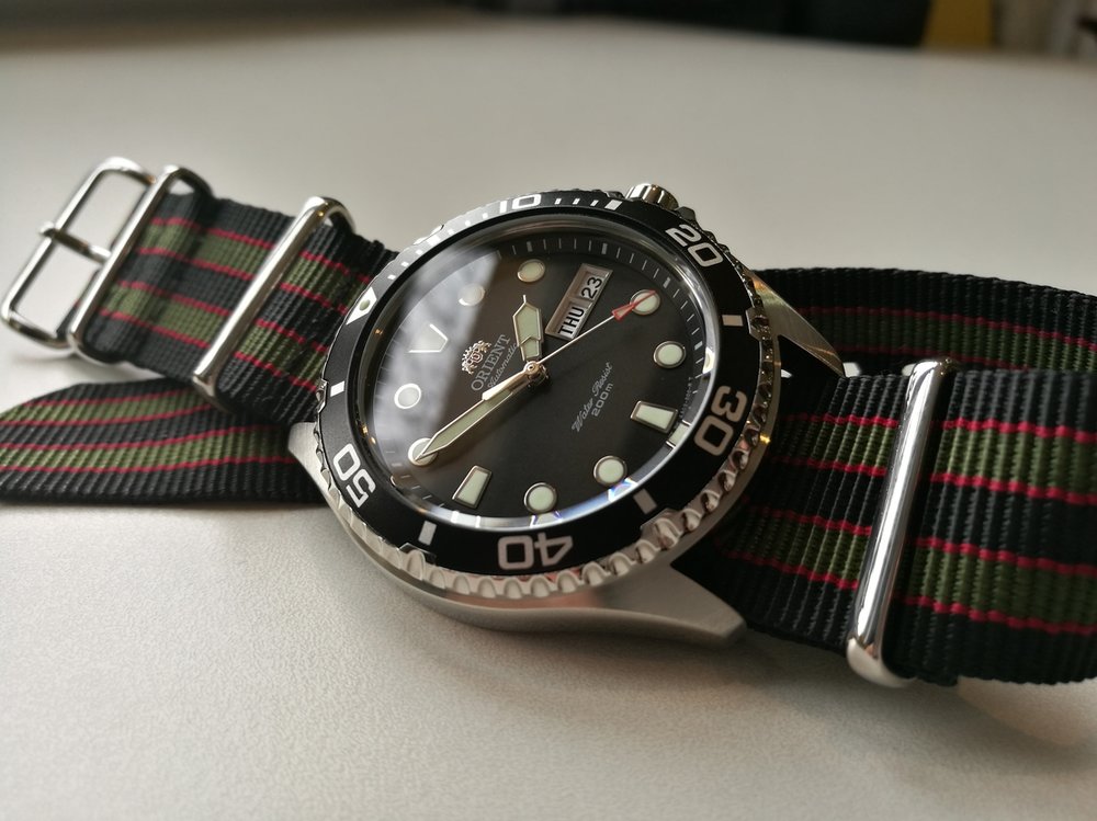 AU6G9X6.jpg