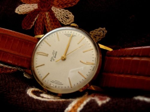 b7403390bb4f9eb6med.jpg