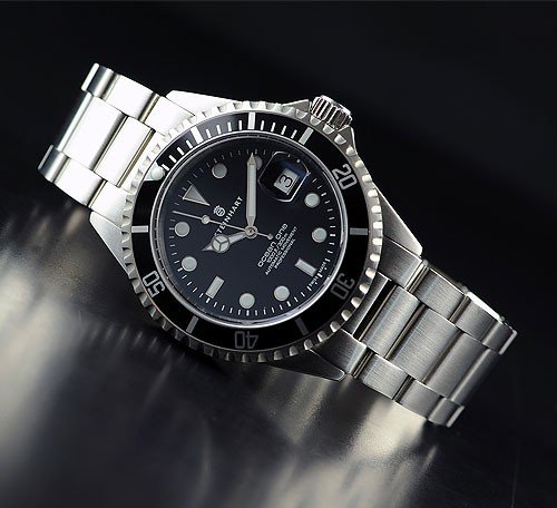 186_steinhart-ocean-1-black-3.jpg