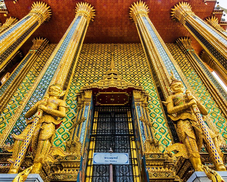 thailand-bangkok-grand-palace-phra-mondh