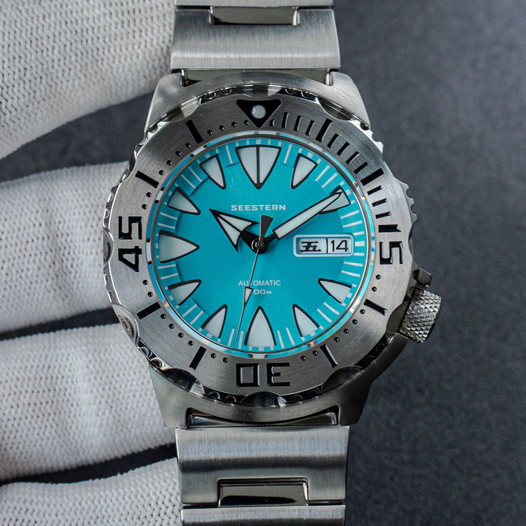 Hb46e7caf50fb45cdb88f8b9741da1319Z.jpg