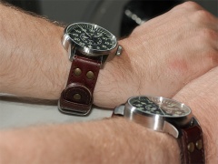Laco wrist 1