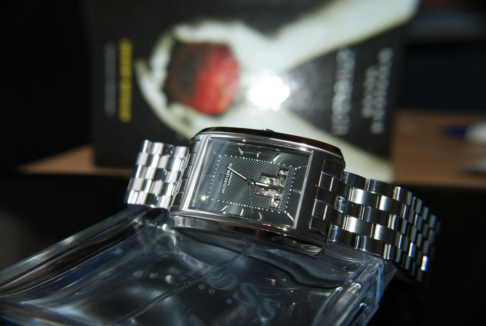 Lacquse Lemans format automatic 1-1368c
