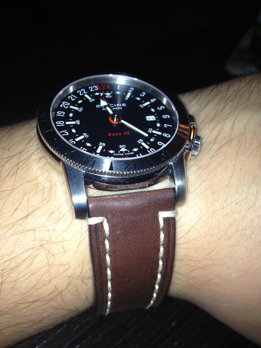 Glycine AIRMAN Base 22 GMT