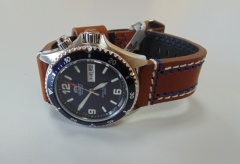 Orient Blue Mako na pasku Banda