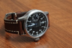 Steinhart Nav B-UHR 44