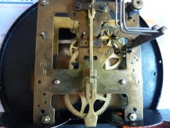 Tylna płyta z logo GB