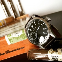 Steinhart Nav B Uhr II 44mm