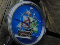 Santa Maria - porcelanowa tarcza na srebrze.