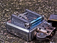 Klamra z damastu i tytanu