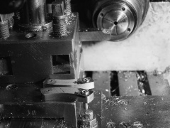 Stalowa klamra 26mm w trakcie powstawania