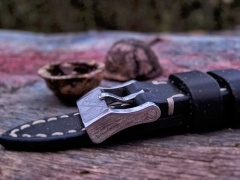 Klamra z meteorytem Muonionalusta