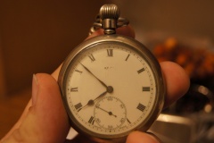 TAJEMNICZY ANGLIK 1 ?