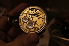 TAJEMNICZY ANGLIK 2 ?