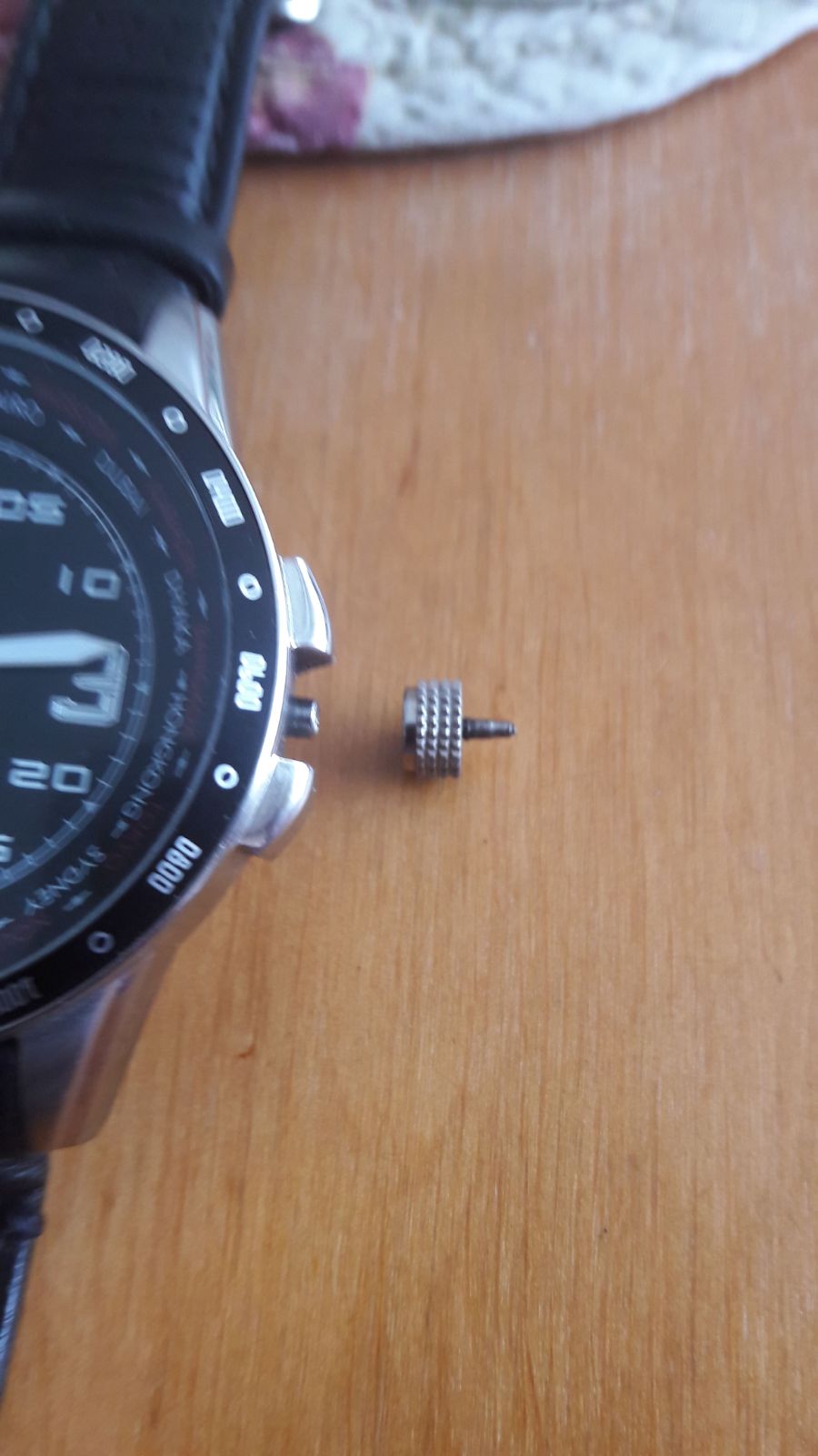 aviator avw7770g84