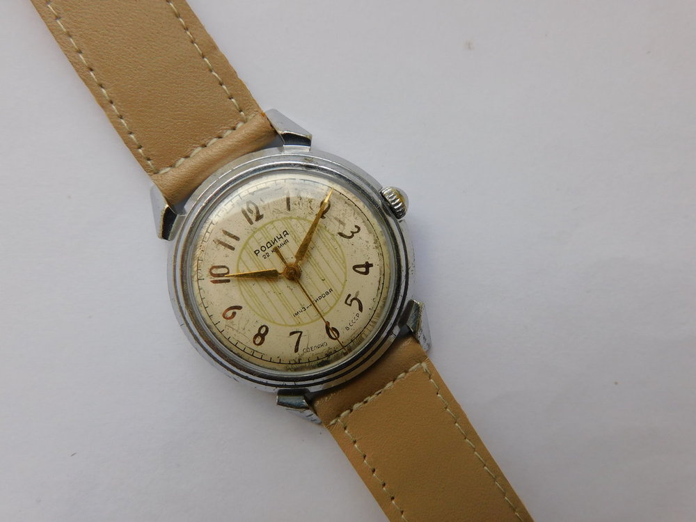 Rodina 12h chrom.JPG