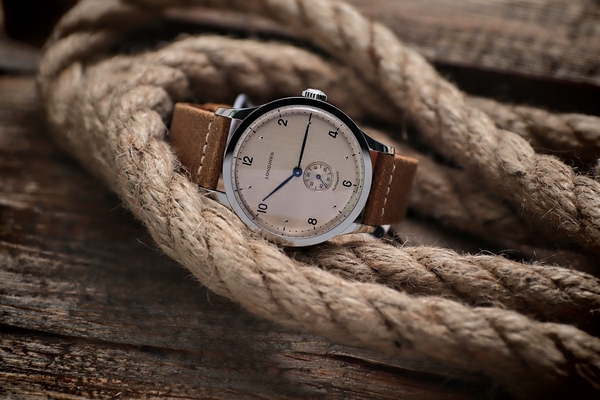 Longines Heritage 1945