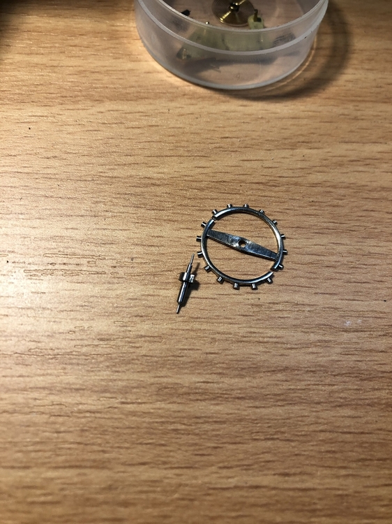 nowa oś przed polerką.jpg