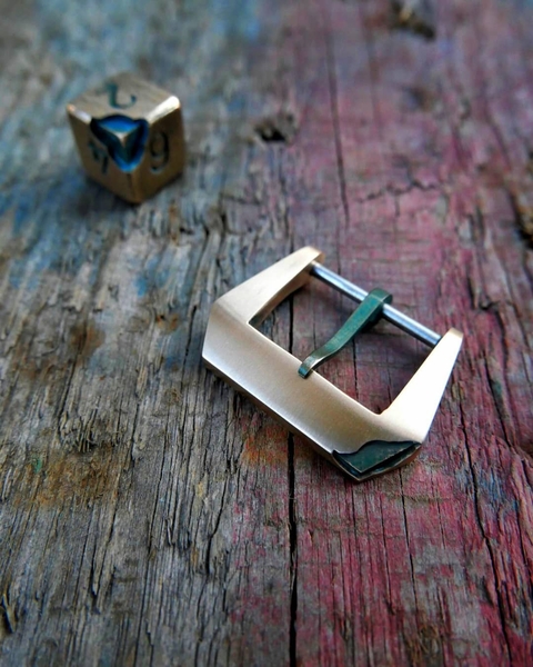 Klamra z brązu 2.jpg