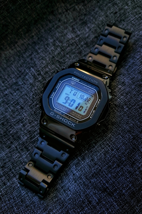 Casio g-shock GMW-B5000G-1 (1).jpg
