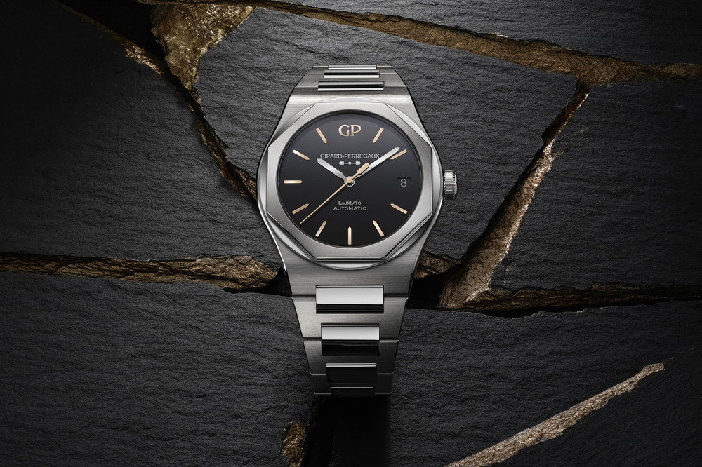 Girard-Perregaux-Laureato-42mm-Infinity-Edition-Onyx-Dial-for-Wempe-1.jpg