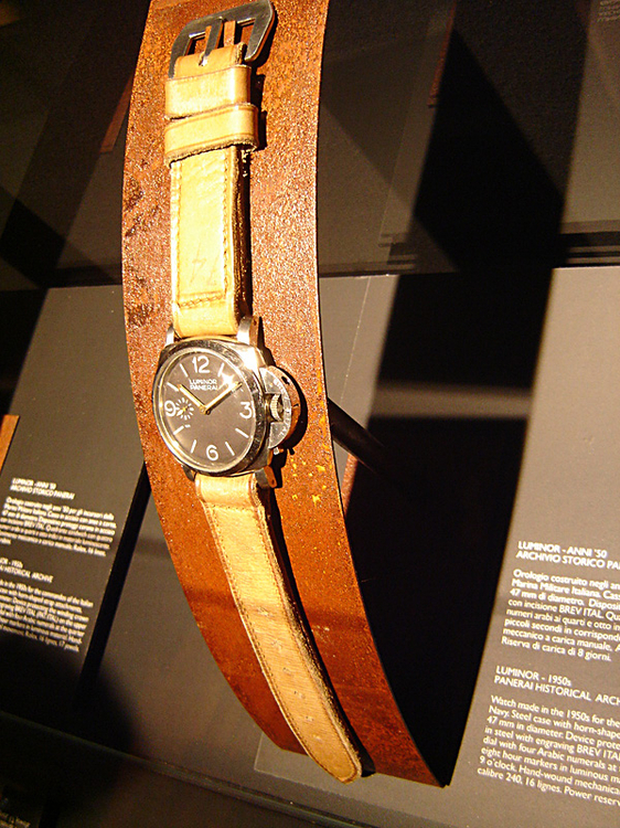 Panerai Vintage 74 Museo di Firenze.jpg