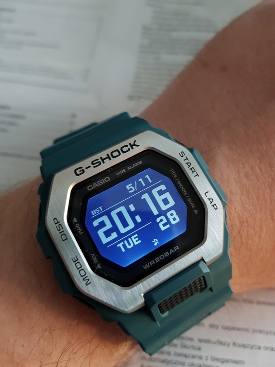 Casio G-shock GBX-100-2ER (12).jpg