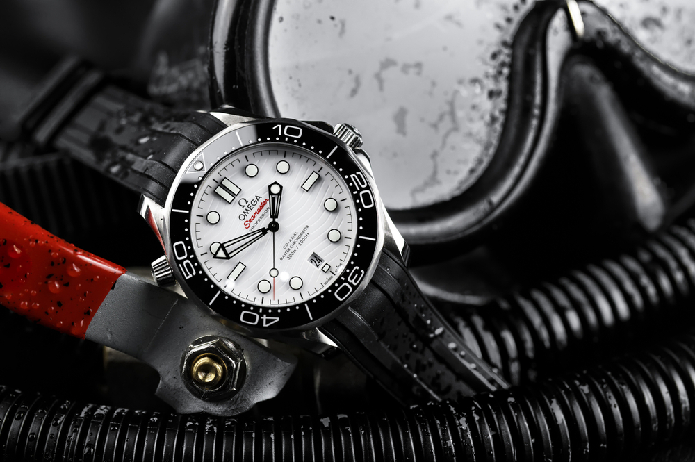 OMEGA SEAMSTER 300-5.JPG