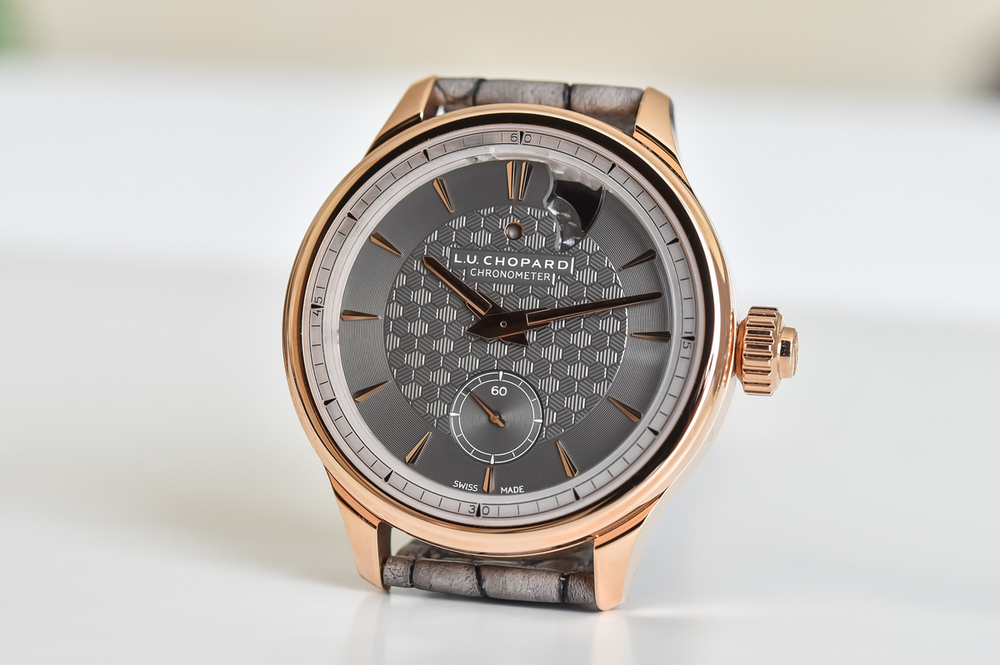 Chopard-L.U.C-Strike-One-hands-on-6.thumb.jpg.d4cc8fb96e033024bd8afd09f1efaef4.jpg