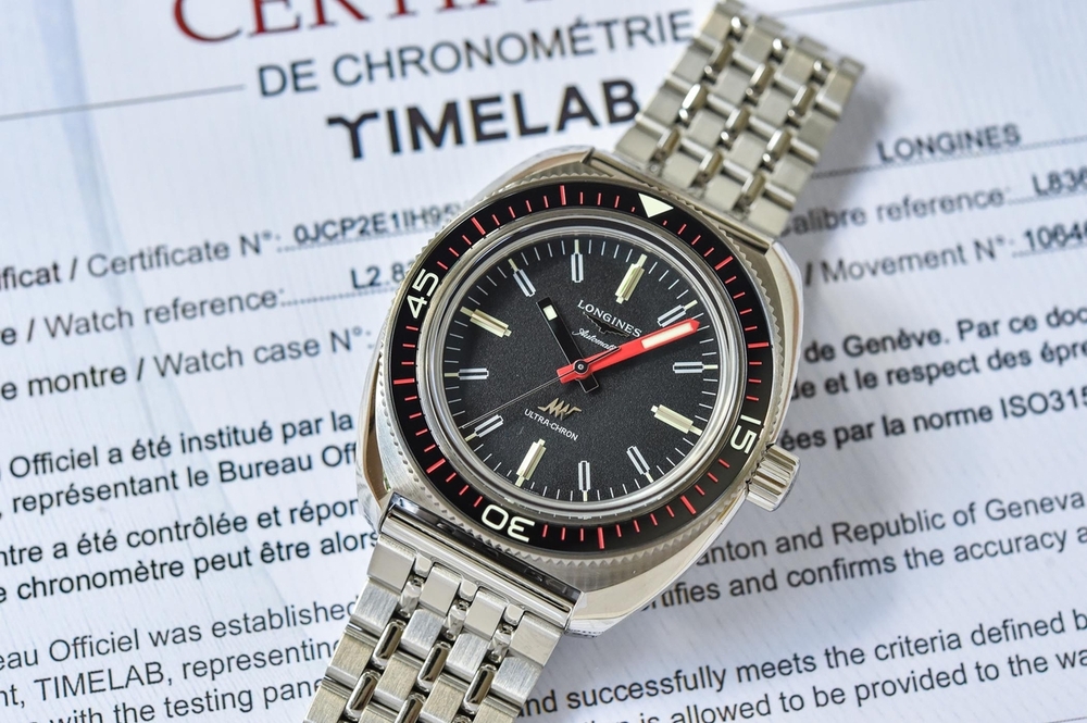 2022-Longines-Ultra-Chron-Diver-Re-Edition-hands-on-11.thumb.jpg.1eb5bed1dfe78aa0ef73631460ca0daf.jpg