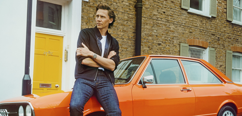 Tom-Hiddleston-Gentlemans-Journal-Cover-Header-2502x1200-c-center.thumb.jpg.aa7b11f67ec529deacbddc903b7469be.jpg