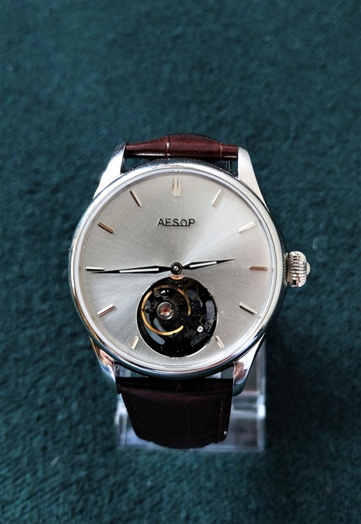 aesopch.thumb.jpg.496381ace2f2706589fe5cac977a64ea.jpg