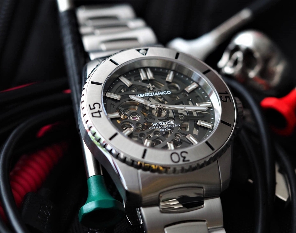 Venizianico-Nereide-Dive-Watch-Made-In-Italy-Venice-Watch-Review-15.thumb.jpg.a27b03b38464fda901f53992587f8463.jpg