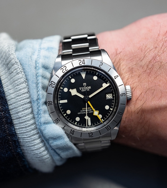 tudor-black-bay-pro-with-badge.thumb.jpg.fd81c946a1be5588d4a8956f2ac2d462.jpg