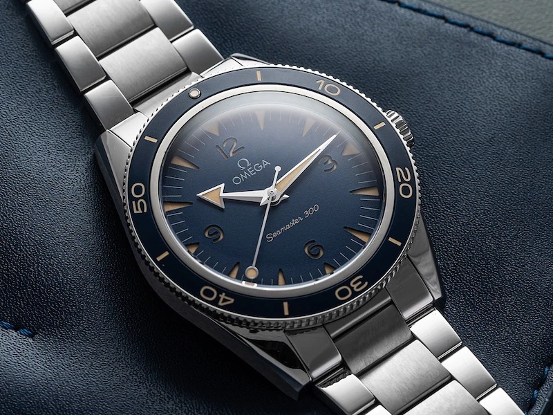 Omega-Seamaster-300-blue-2.jpg.c4b85a63d6c48d9e40bb29d0457a2fb1.jpg