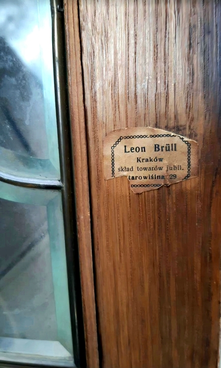 Screenshot_20230315_131756_Messenger Lite.jpg