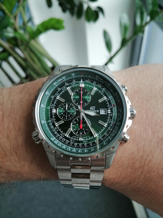 Edifice EF-527D-3AVUEF.jpg