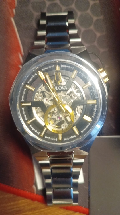 Bulova 98A224 b.jpg
