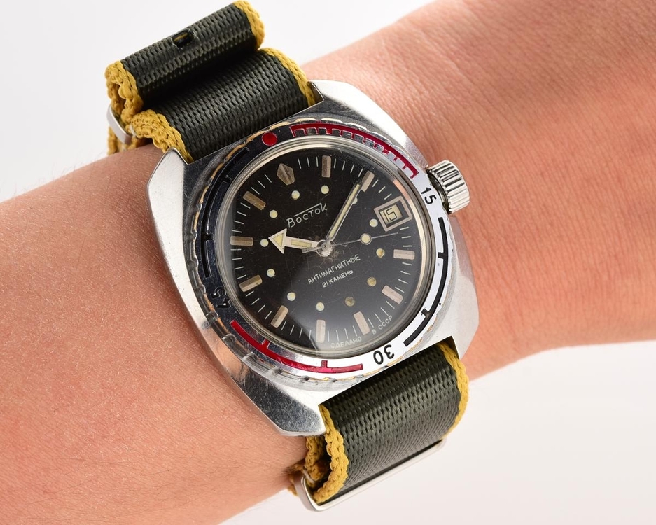 Vostok-8250-KOM_4869.jpg