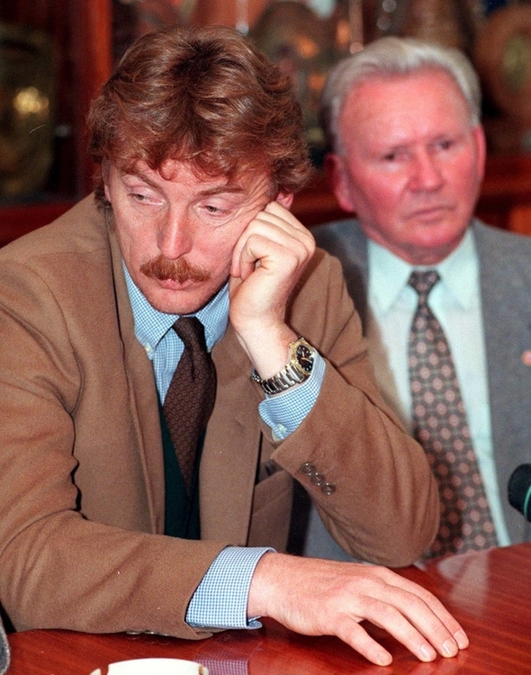 boniek.thumb.jpg.2634c2663758031bd7f584cb7158fe2f.jpg