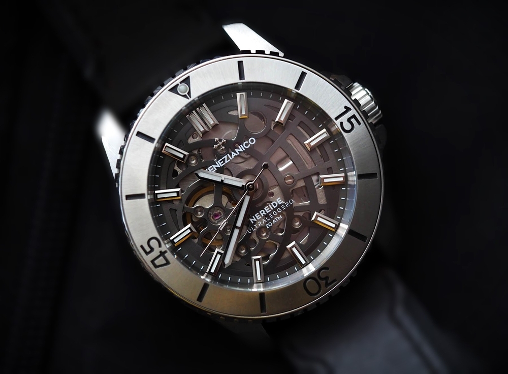 Venizianico-Nereide-Dive-Watch-Made-In-Italy-Venice-Watch-Review-19.thumb.jpg.15432e58158c8ae3d100ee355c1e758b.jpg