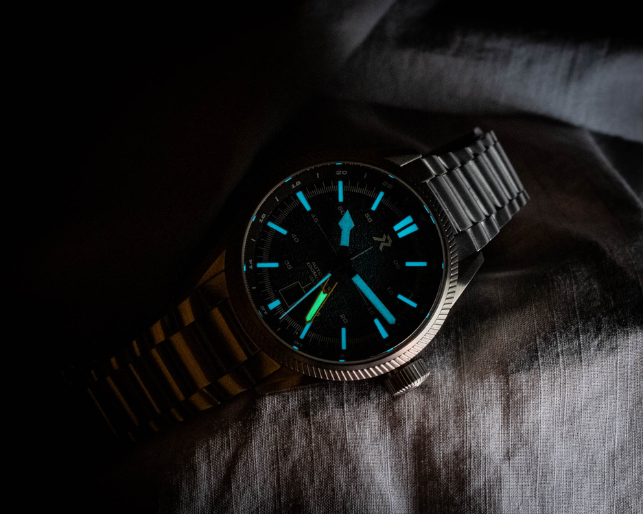 RZE-Fortitude-GMT-Watch-14.thumb.jpg.dc993a5052937cf3134aacab356011c4.jpg