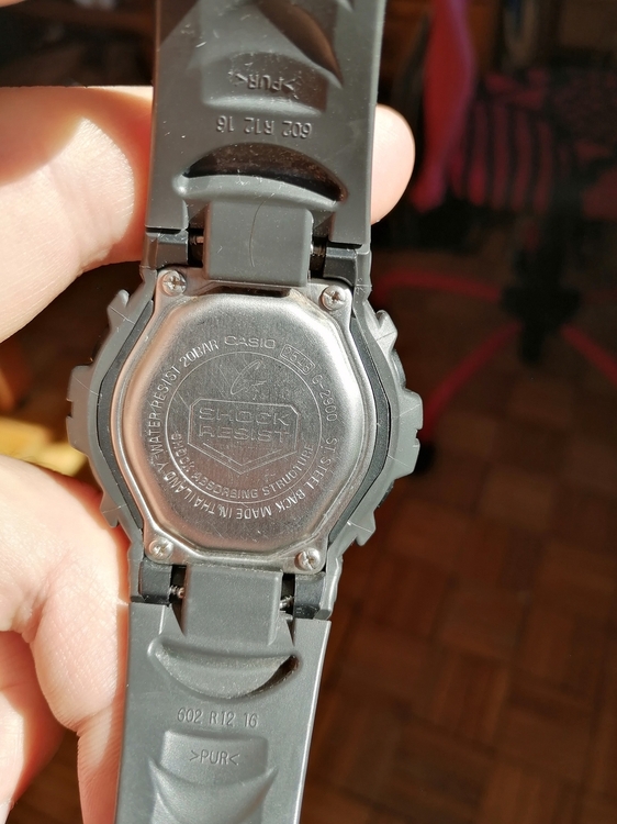 Gshock - dupka.jpg