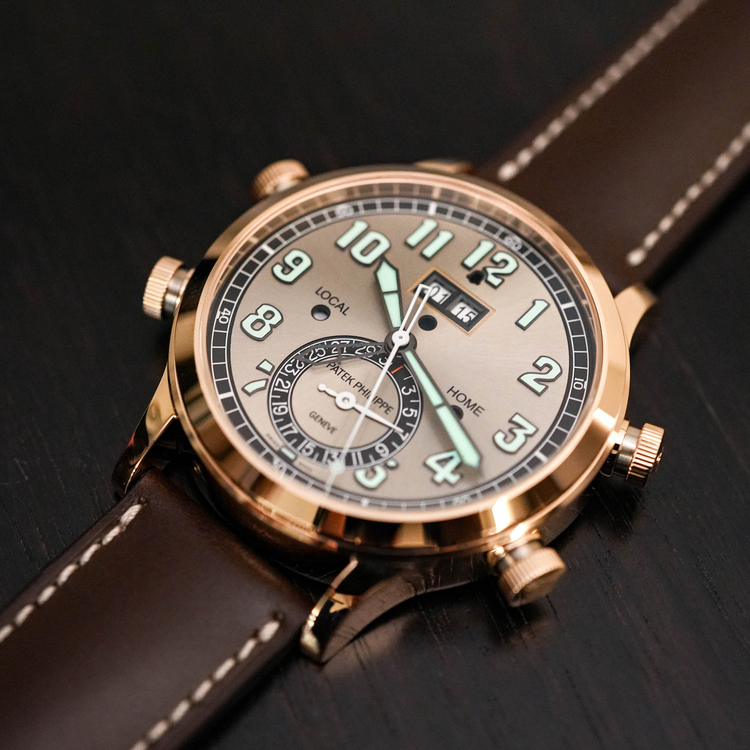 Patek-Philippe-Alarm-Travel-Time-5520RG-Rose-Gold-Pilot-Review-5.thumb.jpg.aa55819fe463ccc717c734eb43746aea.jpg