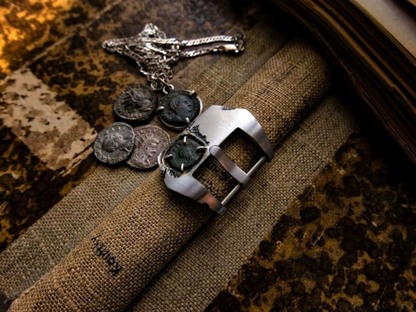 klamra z cesarzem-Honoriuszem 3.jpg