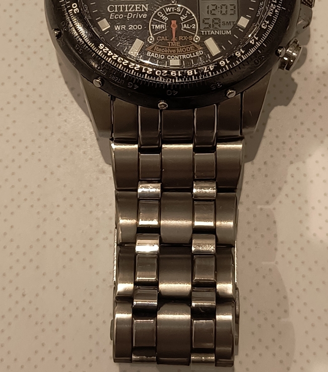 Citizen JY0080-62E U 600 ECO DRIVE (2).jpg