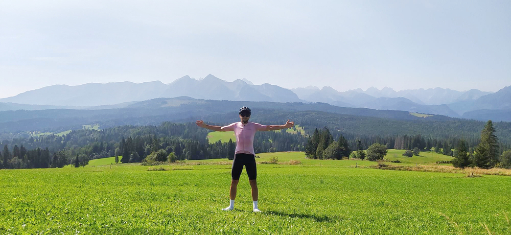 9pH8gllyRXFAw-E3LBnV2gjqVtlv91ykat5Q0ZXa1FY-2048x944 copy.jpg