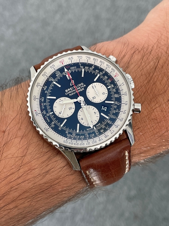 Breitling_Navitimer_46_3.jpg