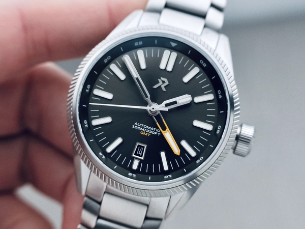 RZE Fortitude GMT-S.jpg