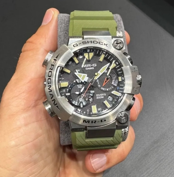 -G-Shock-MR-G-Frogman-1.jpg